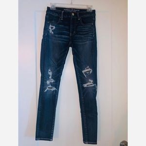 American Eagle Ripped Skinny Jegging